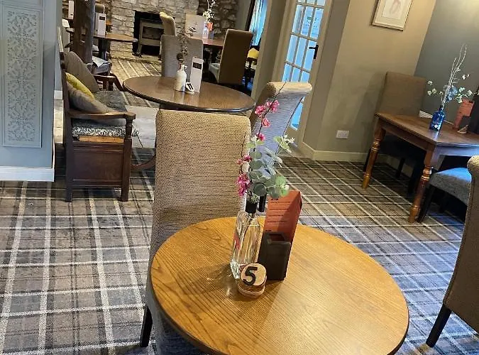 The Tavern At Hale Hotel