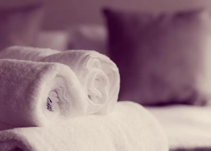 Hotel The Tavern At Hale