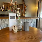 The Tavern At Hale 4*